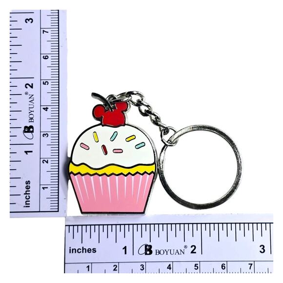 3 Disney Limited Release Keychains Mickey Mouse Minnie Mouse Mystery Cupcakes - Picture 10 of 10